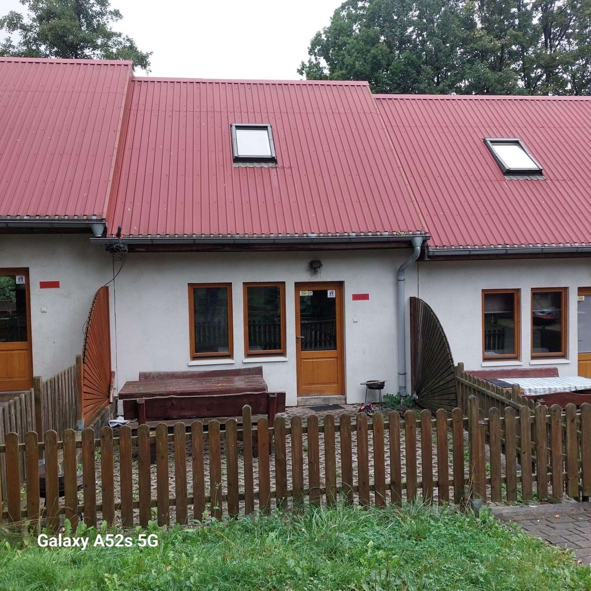 Domki Nad Jeziorem Karlowice Luaran gambar